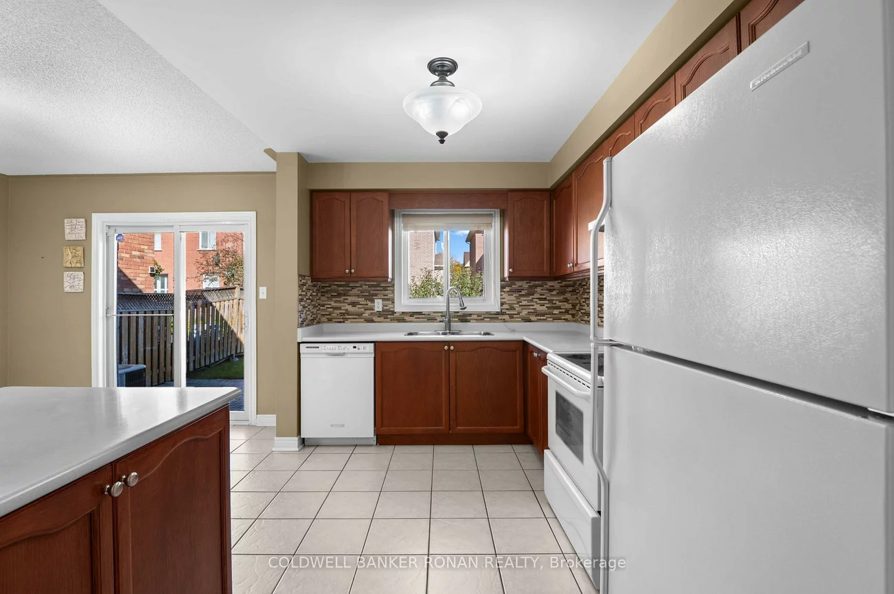 22, La Pinta, Vellore Village, Vaughan