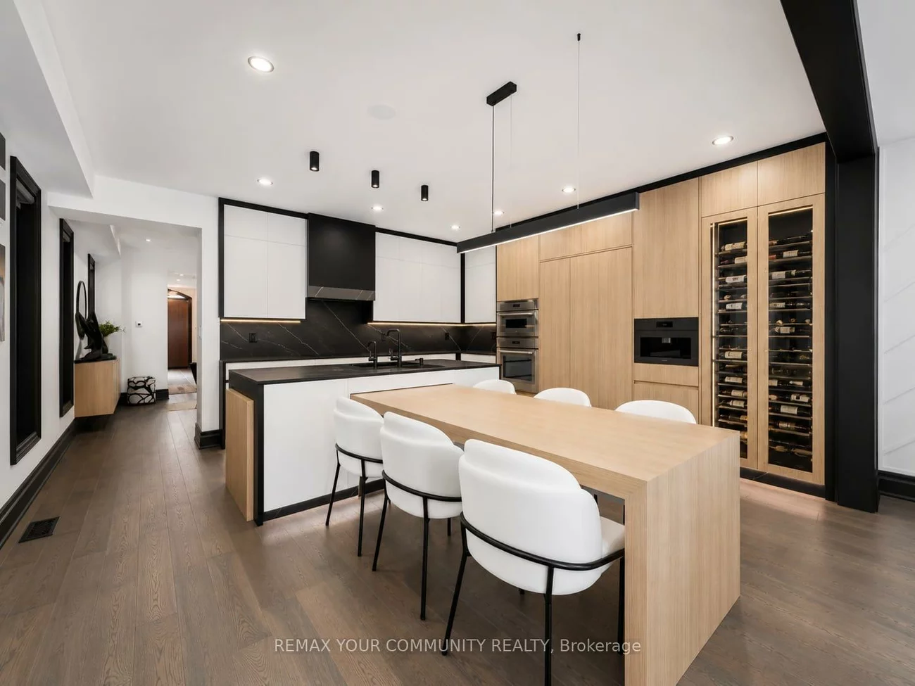 120, Hatton Garden, Vellore Village, Vaughan