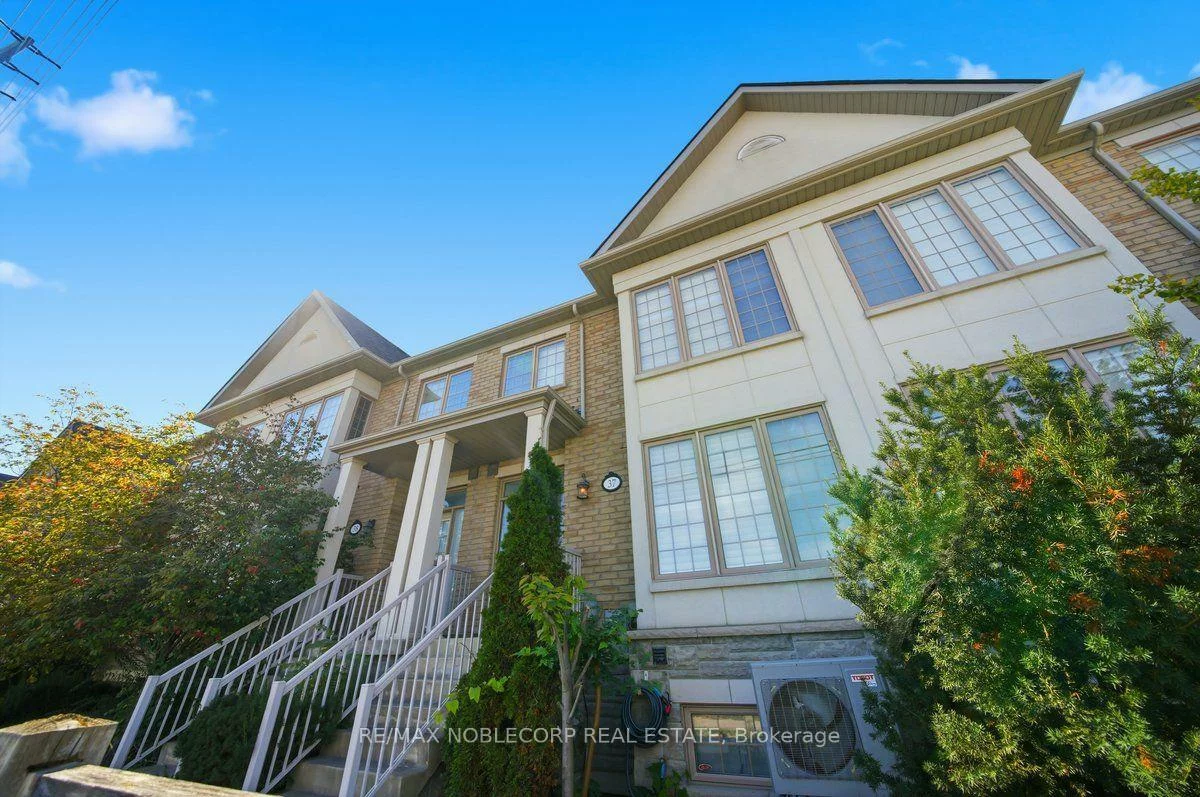 8900, Bathurst, Patterson, Vaughan