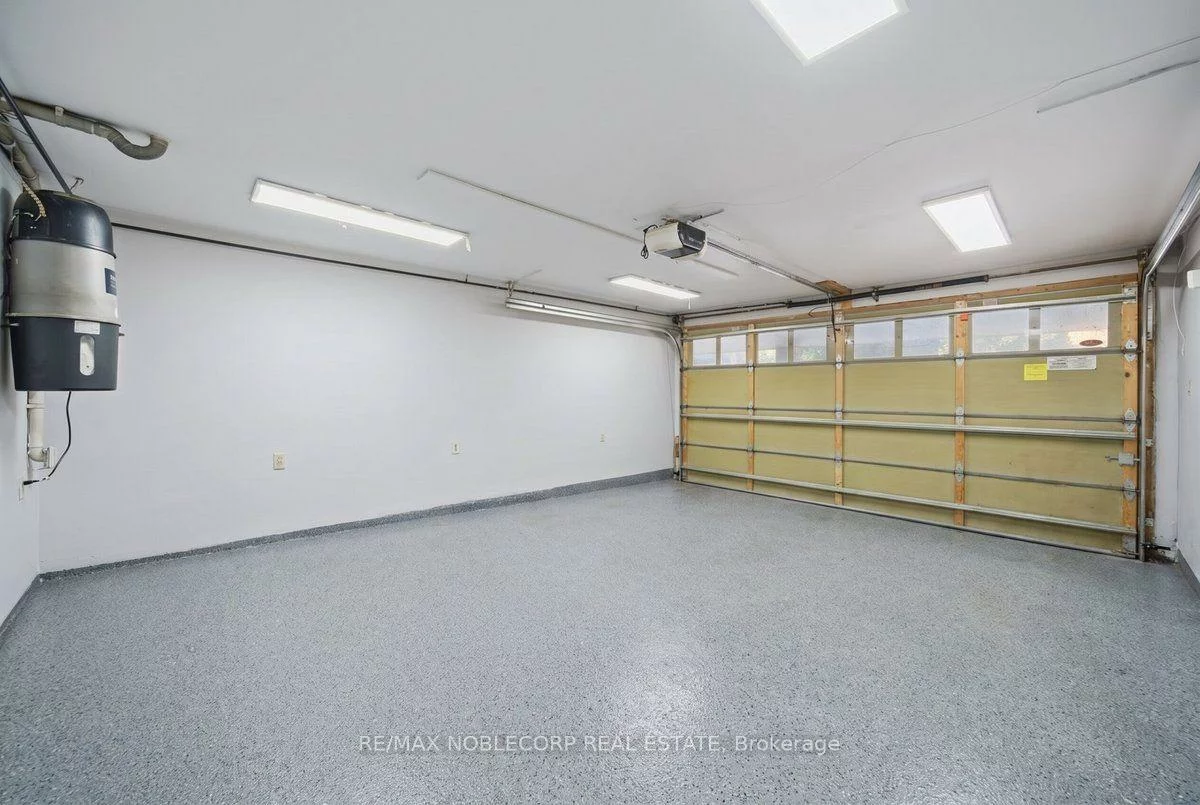 8900, Bathurst, Patterson, Vaughan