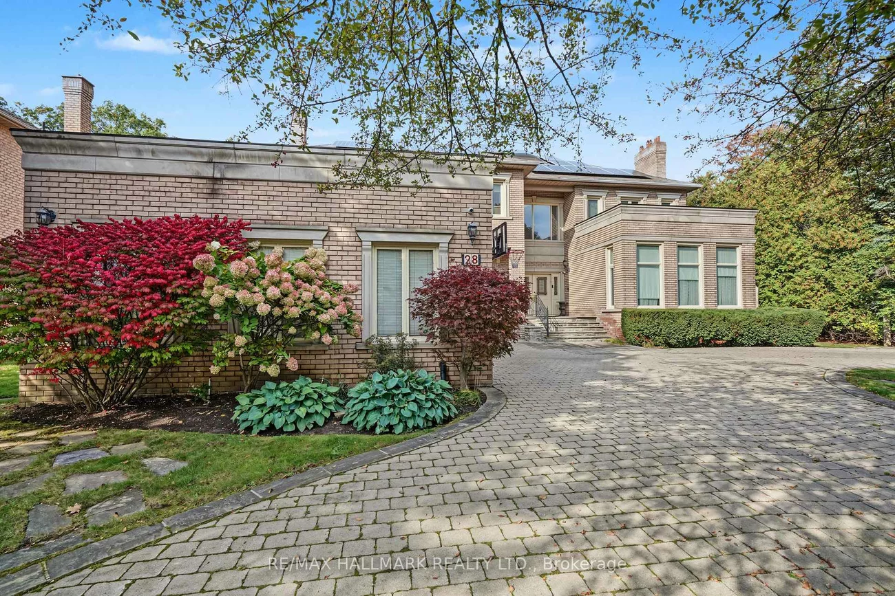 28, Renaissance, Beverley Glen, Vaughan