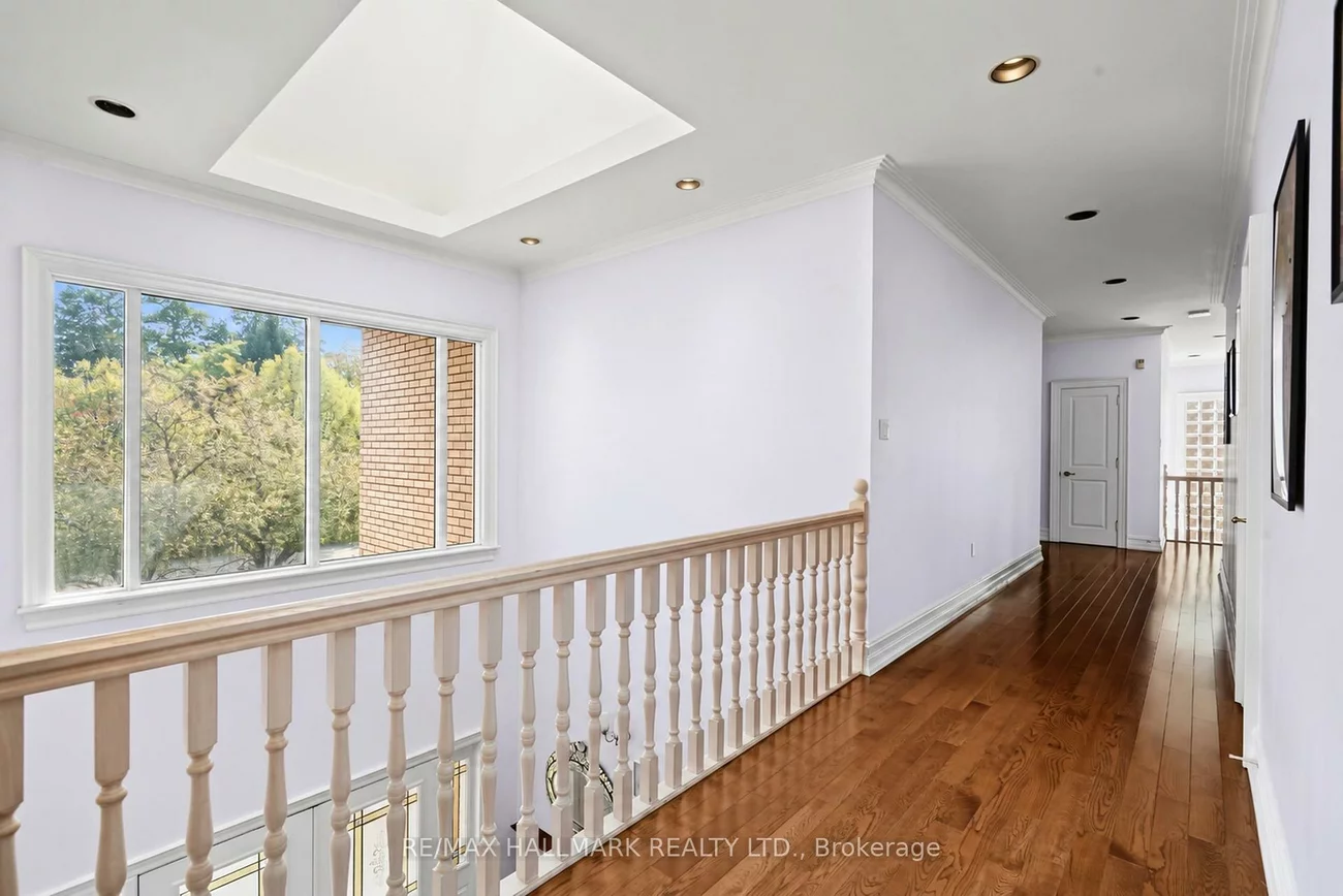28, Renaissance, Beverley Glen, Vaughan
