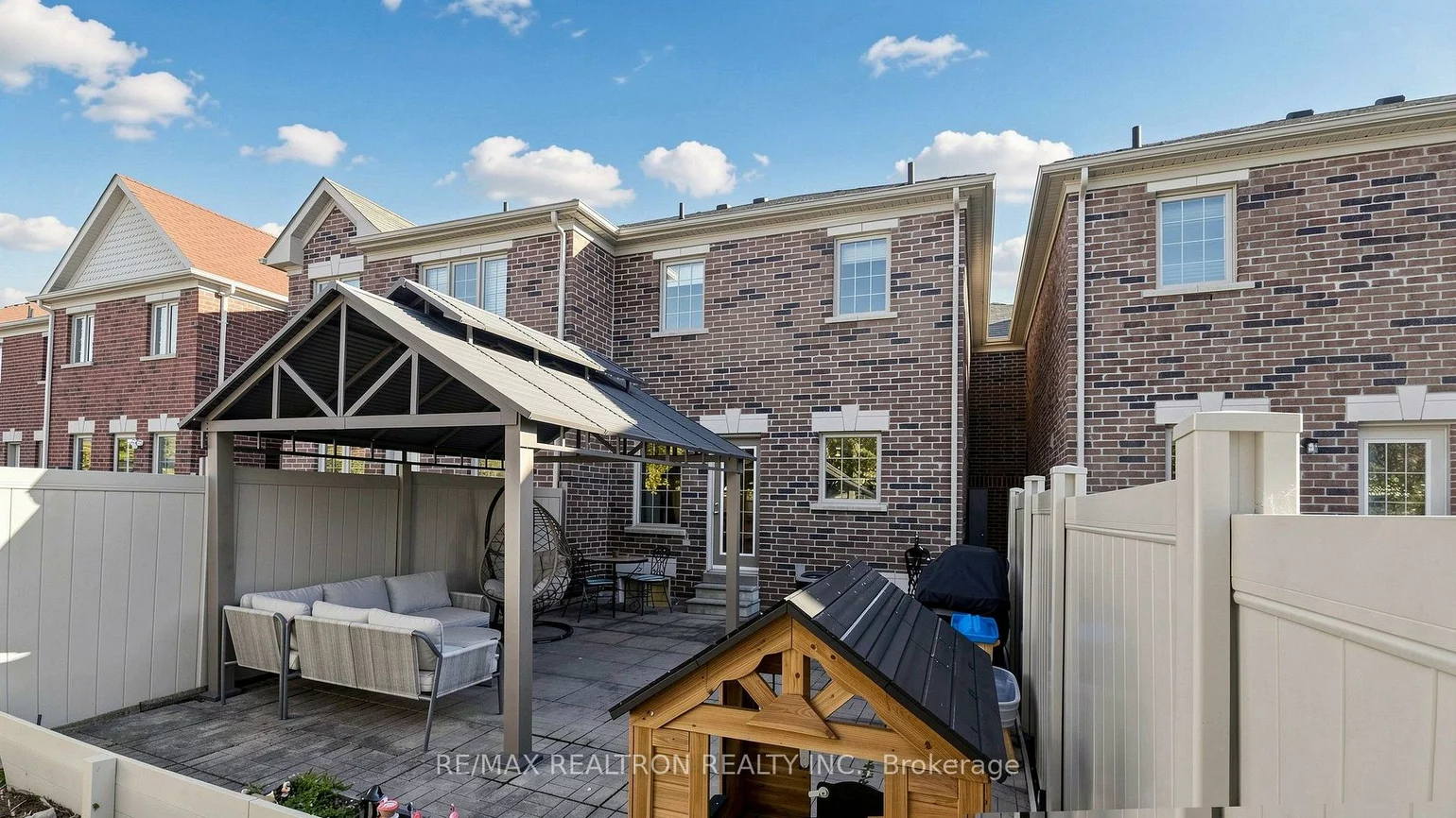 22, Coranto, Vellore Village, Vaughan