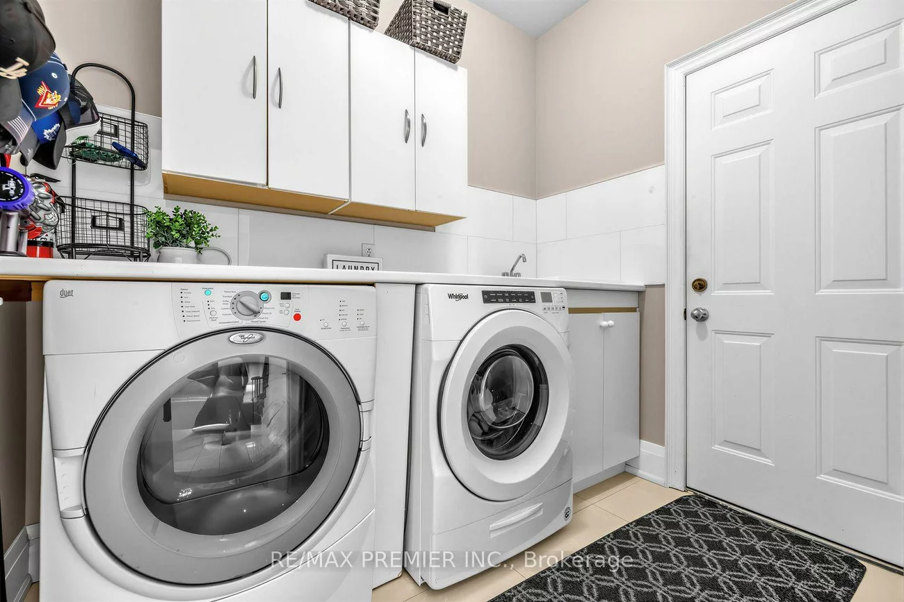 47, Berry, Vellore Village, Vaughan