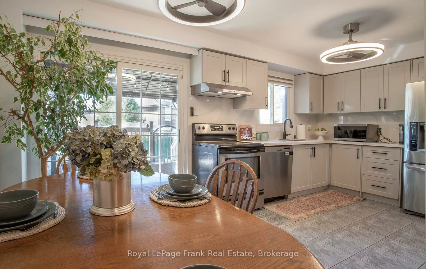22, Peachtree, Glen Shields, Vaughan