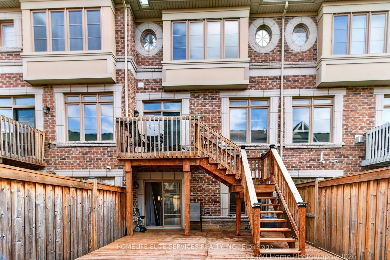70, Farooq, Vellore Village, Vaughan