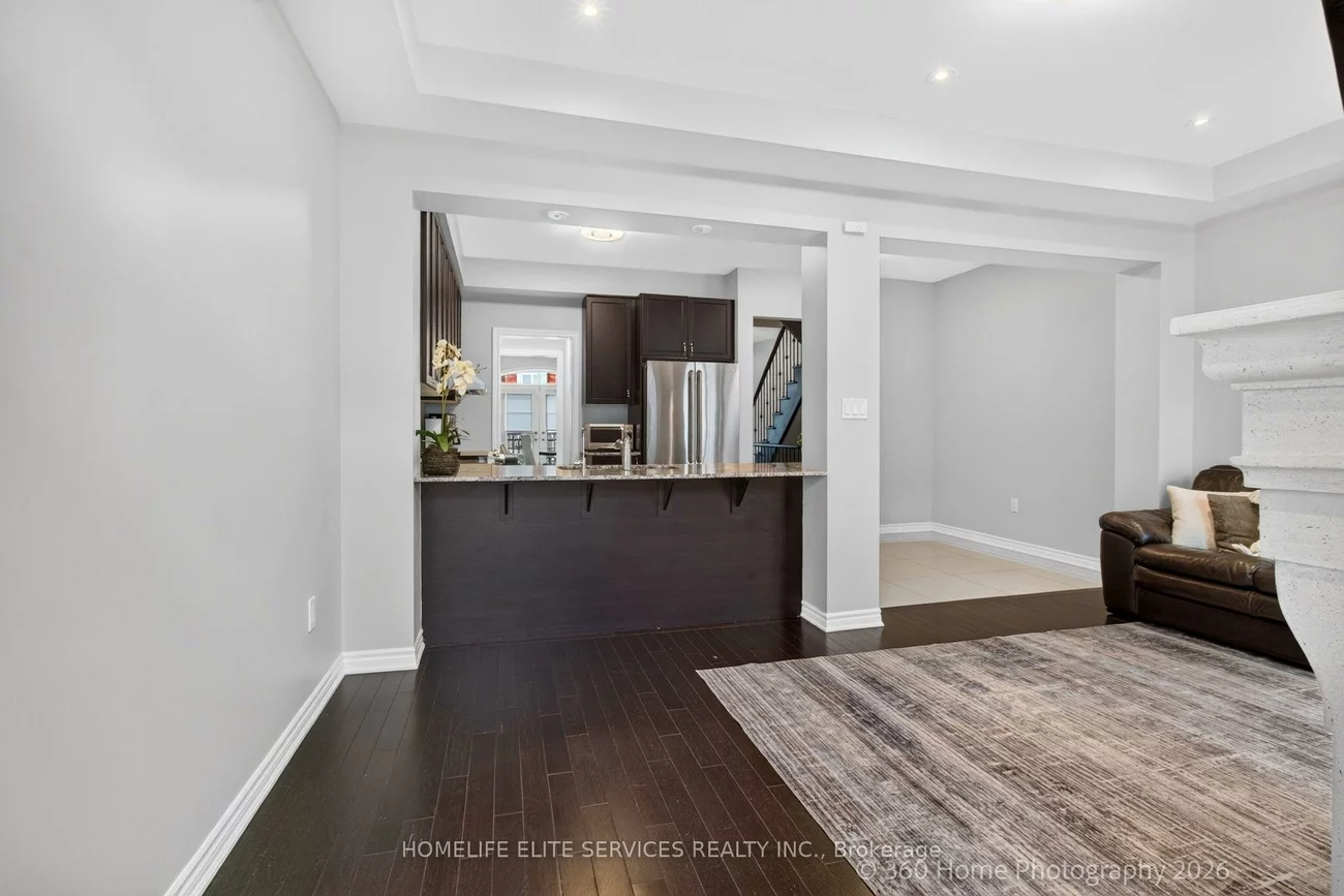 70, Farooq, Vellore Village, Vaughan