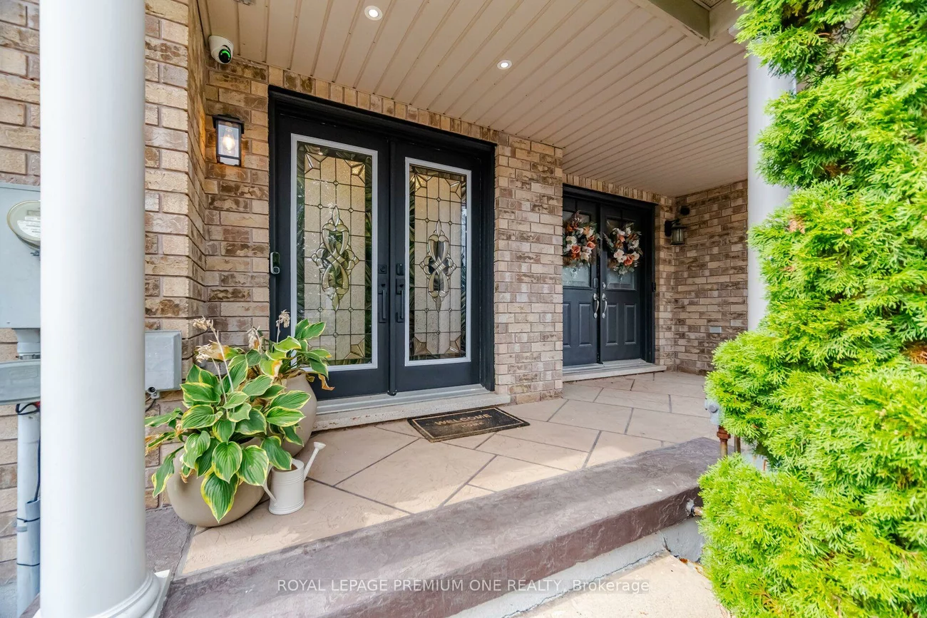 169, Venice Gate, Vellore Village, Vaughan