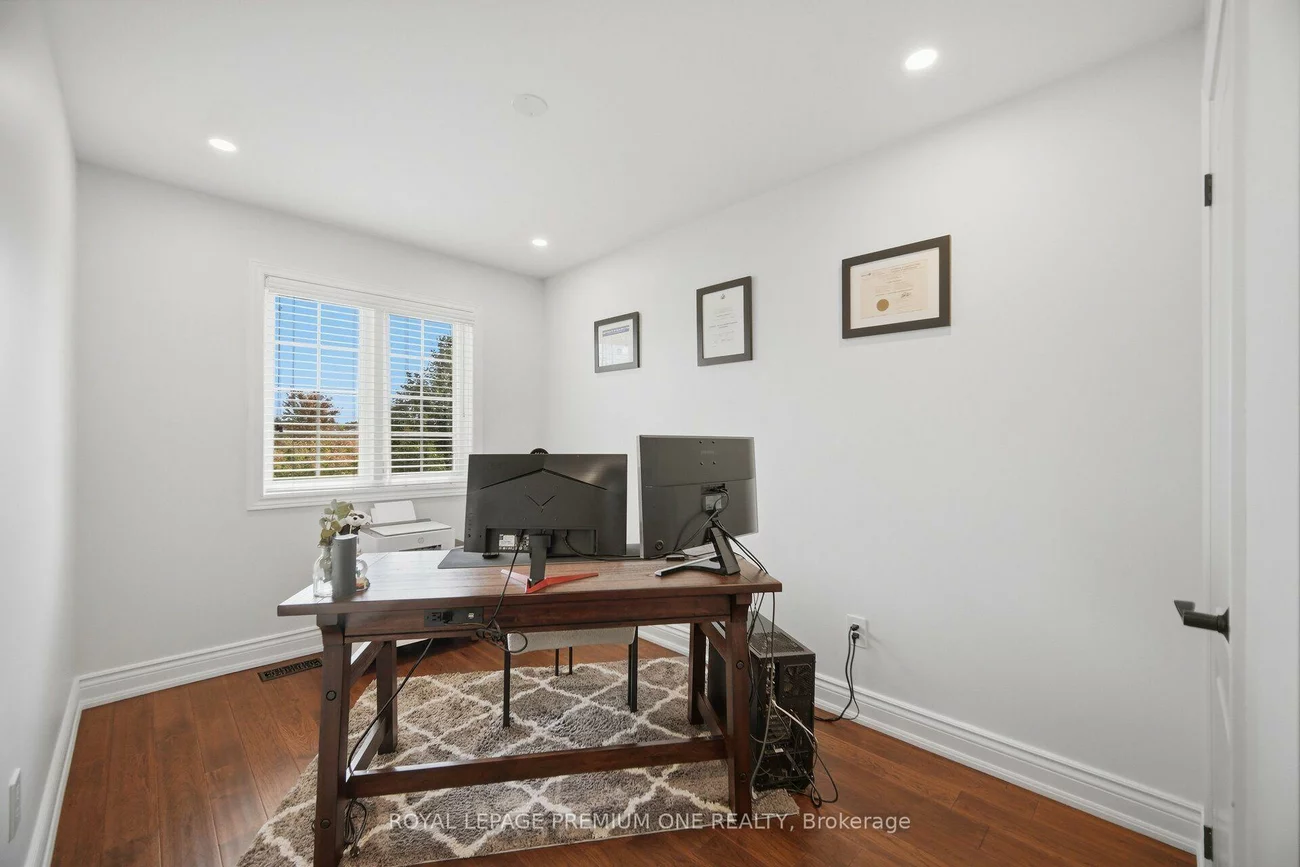 169, Venice Gate, Vellore Village, Vaughan