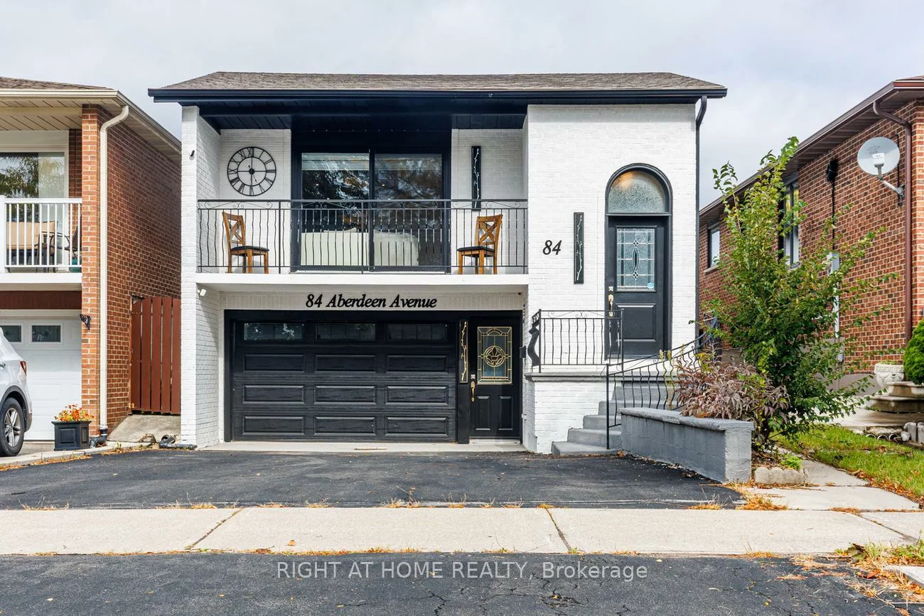 84, Aberdeen, East Woodbridge, Vaughan